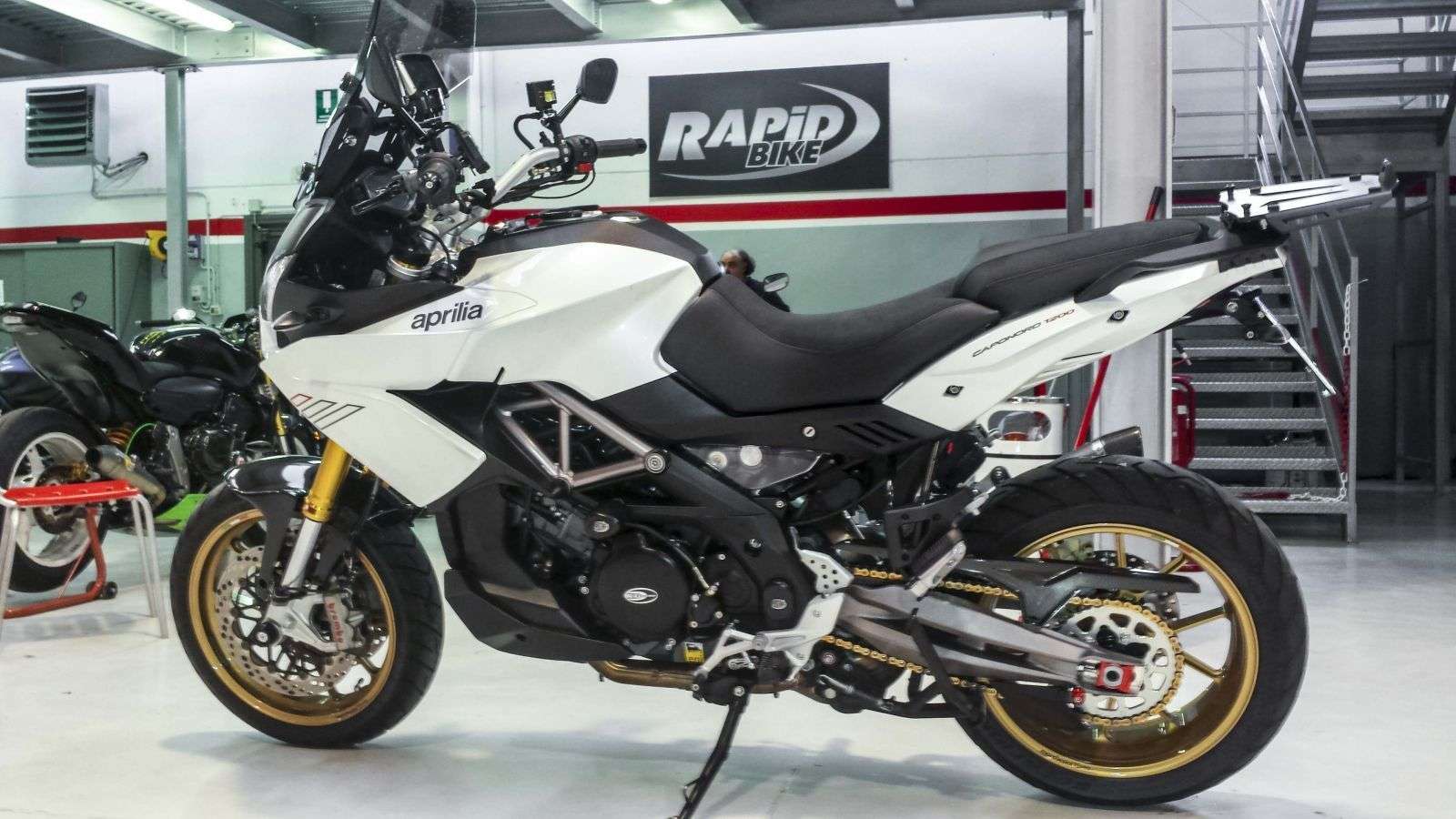 Rapid Bike Evo trasforma l’Aprilia Caponord 1200